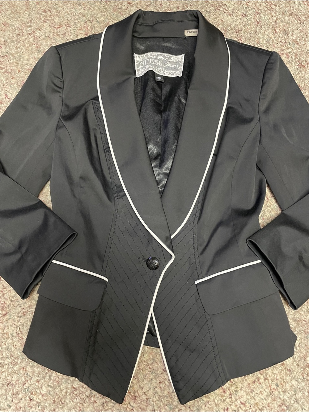 Guess Black satin single button blazer Blazer with White Trim- new
